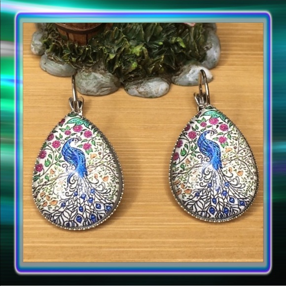 Peacock Cabochon Earrings Latch Back - Picture 1 of 8